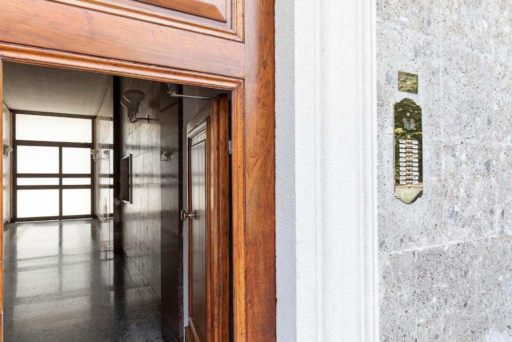 {Porta Venezia-Milano Centrale} Luxury Apartment Buitenkant foto